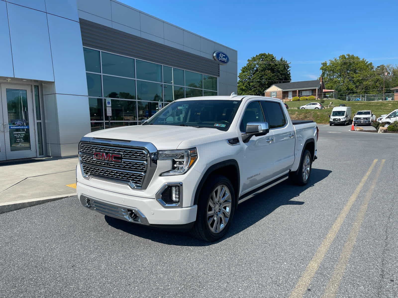 gmc sierra 1500 denali 2019 1GTU9FED4KZ417772 image gmc sierra 1500 denali 2019 1GTU9FED4KZ417772 image